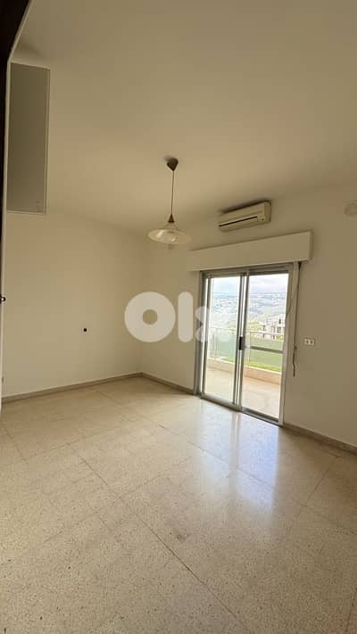 Apartment for rent in mazraait yashouh