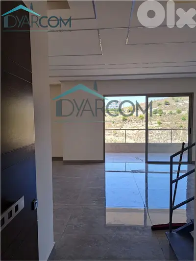 DY3432 - Halat Duplex Apartment with Terrace for Sale!