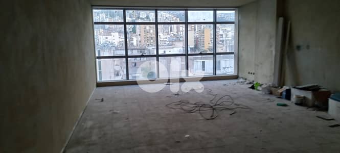 New built commercial Center in heart of Zalka for rentمركز تجاري حديث
