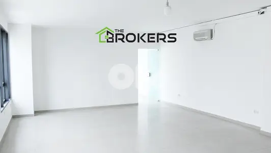Office for rent in Mirna Chalouhi مكتب للايجار في ميرنا الشالوحي