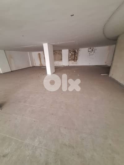 SHOWROOM | DORA MAIN ROAD | 900Sq | 8 PARKINGS, (DO-118)