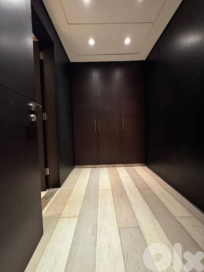 FULLY FURNISHED APARTMENT IN DOWNTOWN PRIME | BTRKK-577