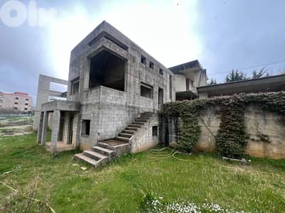 L20990 - An Under-Construction Villa For Sale in Ain El Jdide, Aley