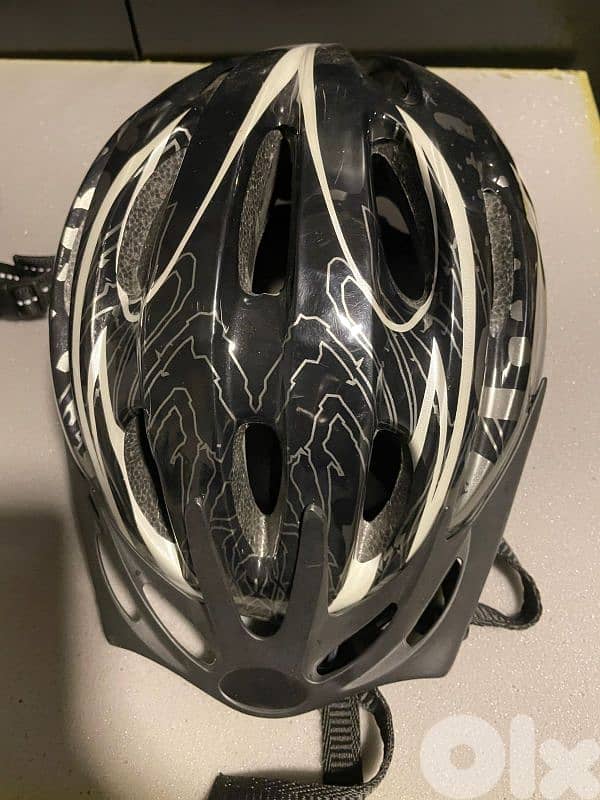 Bicycle Helmet 0
