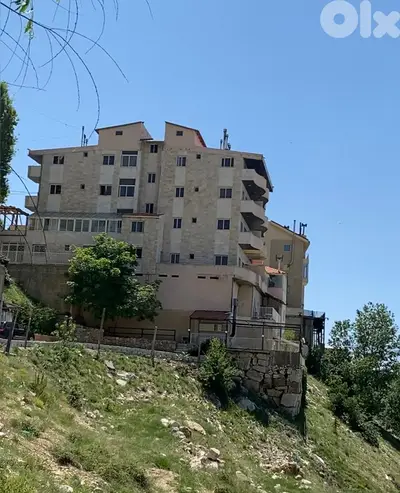Residential Building for Sale in Faqra  -  مبنى سكني للبيع في فقرا