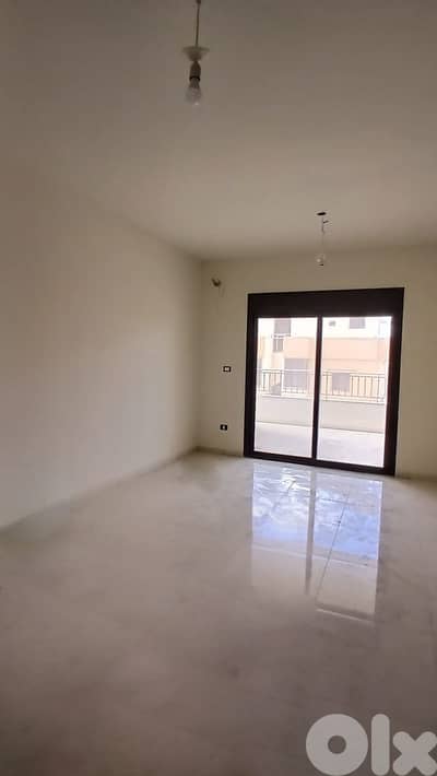 Apartment for rent in Dekwaneh شقة للايجار في الدكوانة