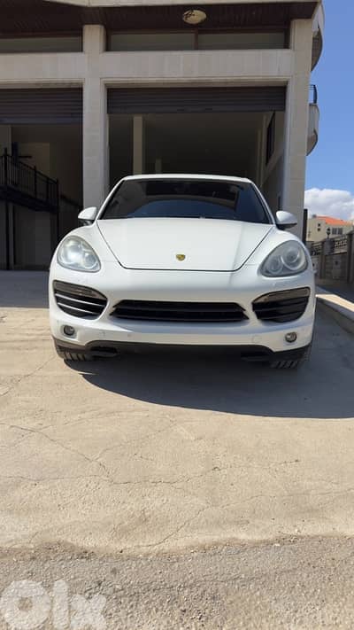 Porsche Cayenne 2011