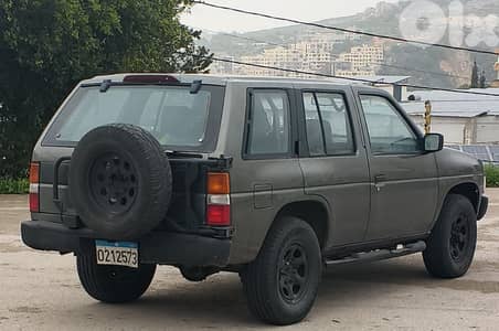 Nissan Pathfinder 1993