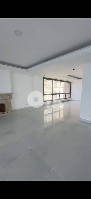 Apartment For Sale in Ramlet el Bayda (Front Line)