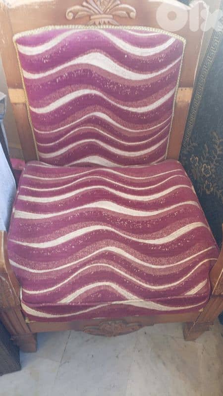 sofa of living room 0