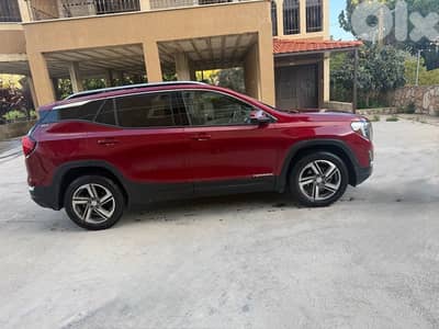 GMC Terrain SLT 4-cylinder engine 2018
