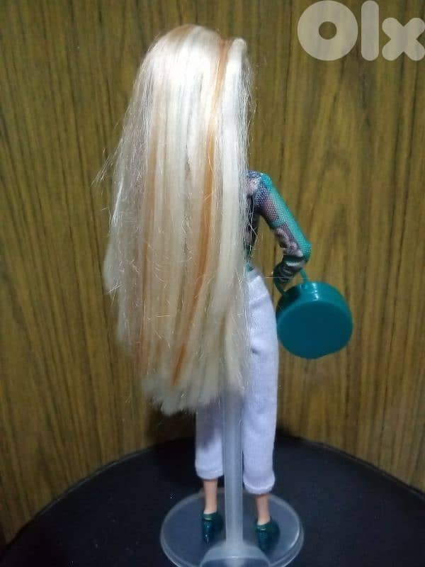 HOLLYWOOD NAILS Barbie Mattel99 great doll+Own wears+Own shoes+own bag 4