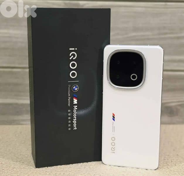 Vivo iQOO 13 BMW Edition ( 512 Gb / 16 Ram ) Like New 0