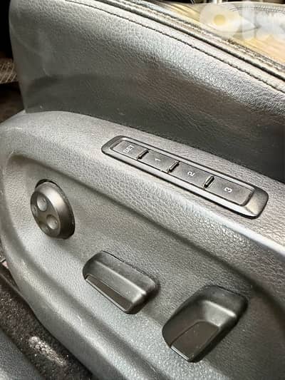 Volkswagen Tiguan Limited 2010 خارق زوائد