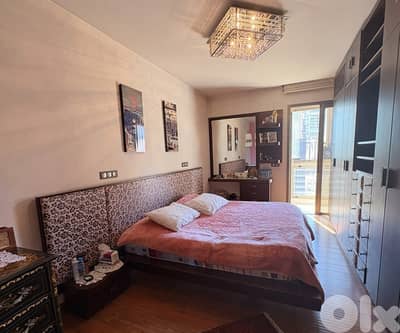 180 SQM Apartment For Sale In Achrafieh شقة للبيع #JZ29824