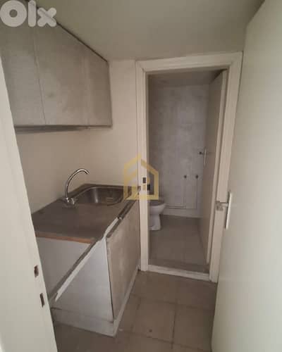 Office for sale in Baouchrieh DW56 مكتب للبيع في بوشرية