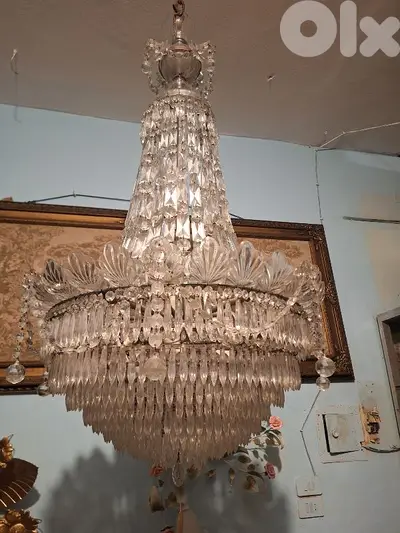 ثرية كرستال ستيل بكارا تصميم رائع جدا انتيك  chandelier style baccat