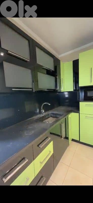 Apartment For Sale in Ain El Remmaneh