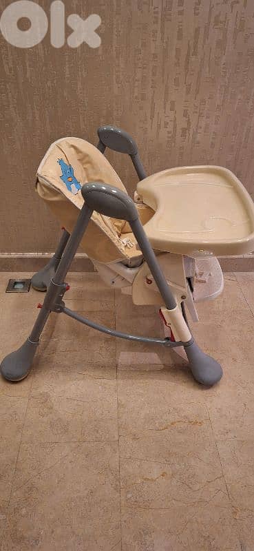 High Chair 0