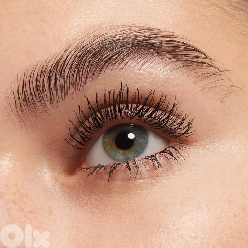 Essence get BIG! lashes VOLUME BOOST mascara 5
