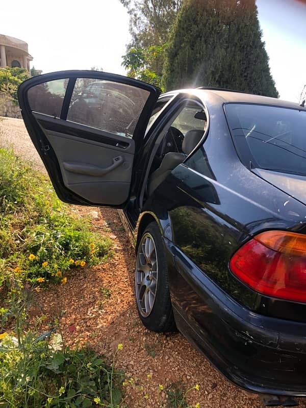BMW 3-Series 2000 0