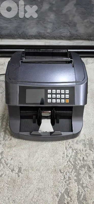 Money counting machine