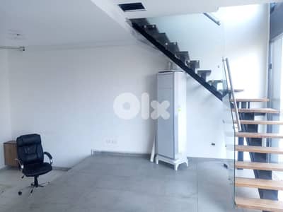 محل للايجار في الاشرفية Shop for rent in Achrafieh