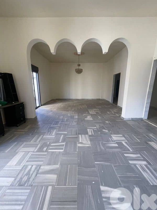 Apartment For Sale in Biaqout 0