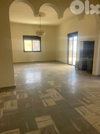 Apartment For Sale in Biaqout