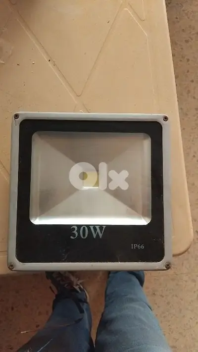 projector 30w