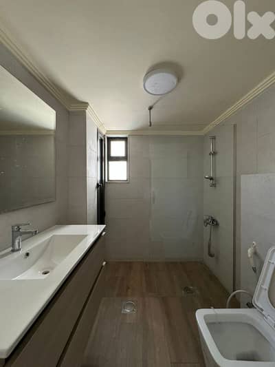PRIME STREET IN TALLET EL KHAYAT | 250SQ | 3 BEDROOMS | BT-1094