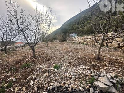 Land for Sale in Mechmech 1900m² ONLY for 200K في مشمش