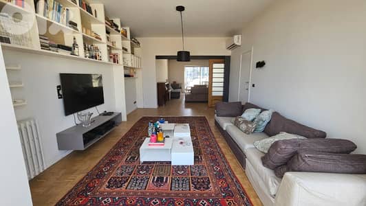 Apartment for sale Achrafieh carre dors شقة للبيع في الأشرفية