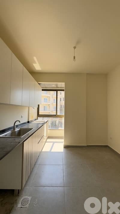 Apartment for sale in qornet el hamra