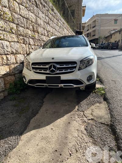 Mercedes-Benz GLA-Class 2018