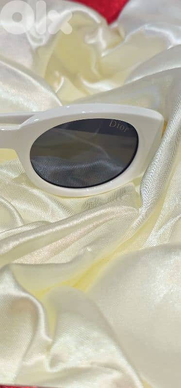 Dior Royal White and Gold 1