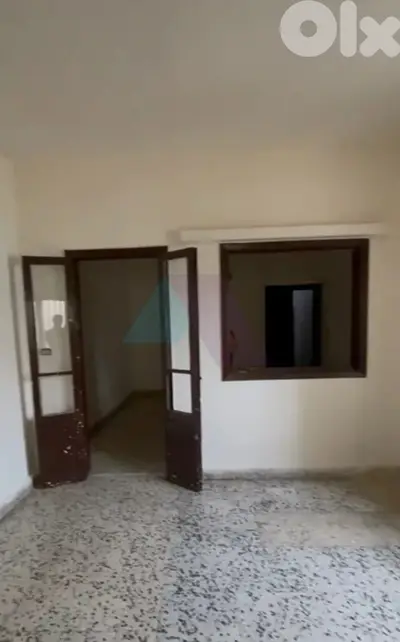 "Prime Location" 2 bedroom apartment 4sale in Mazraa - Beirut- المزرعة