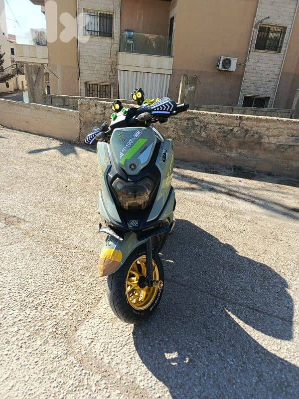 Yamaha 1