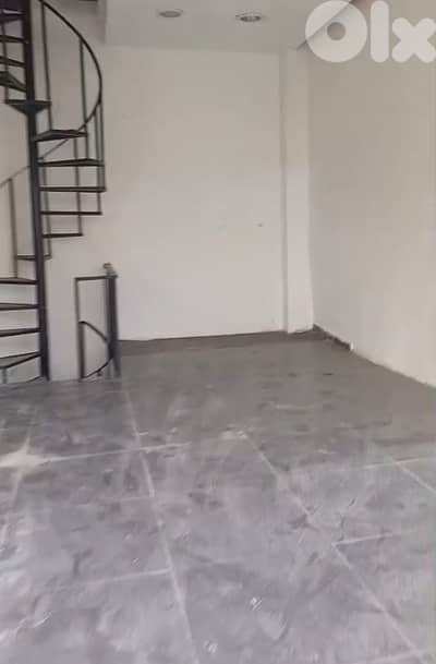 Prime Location Shop for rent in Jdeideh