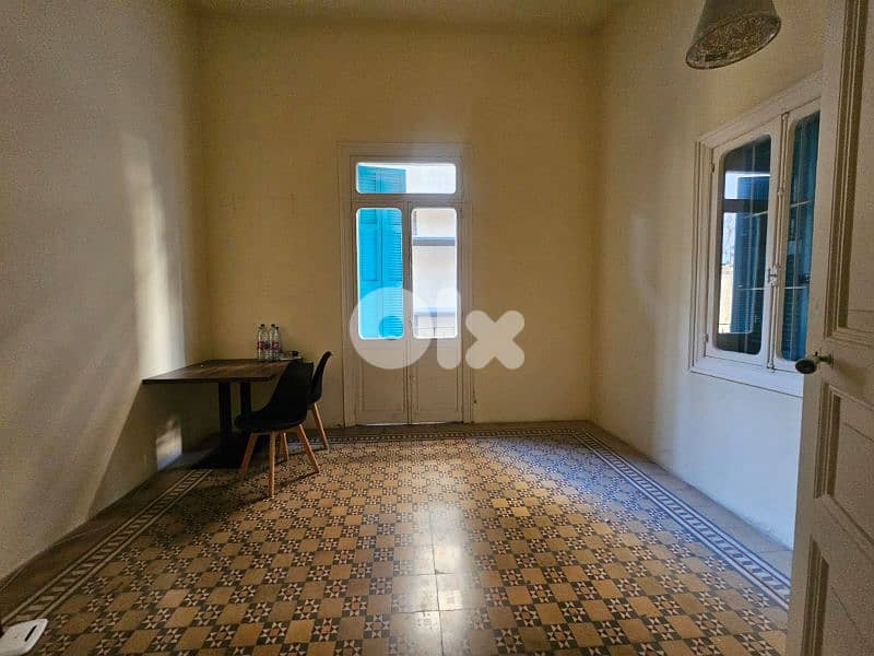 Traditional apartment for rent 0