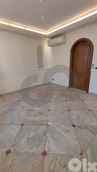 Luxurious penthouse , Minet El Hosn/ ميناء الحصن REF#YO135358
