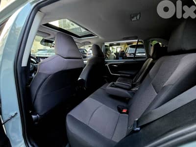 Toyota RAV4 XLE [4×4] 2019 56000miles
