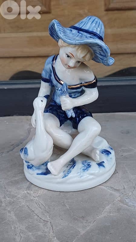 antique 0