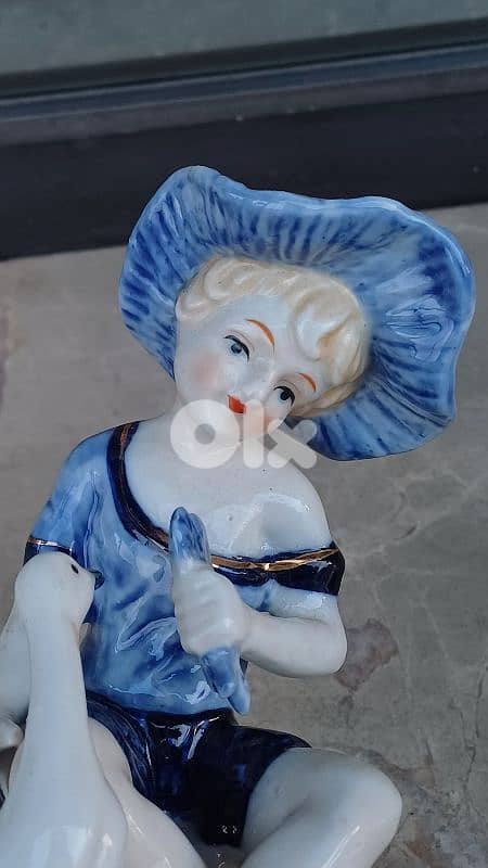 antique 6
