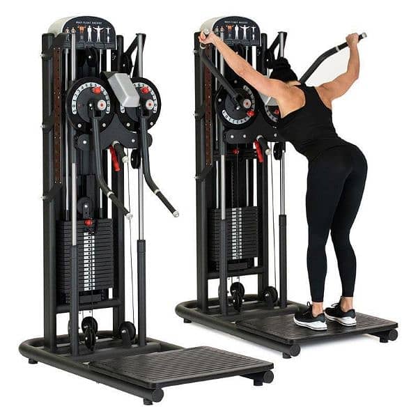 Standing Lateral and Chest Machine 0