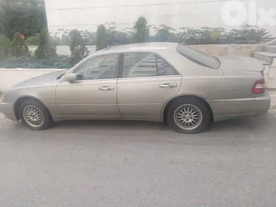 Infiniti Q series 2000