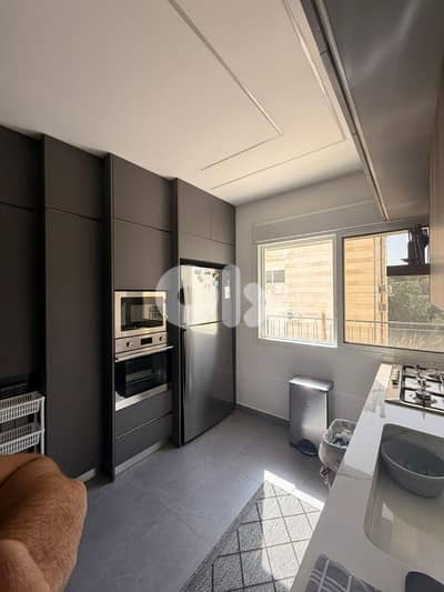 Apartment For Sale in Ouyoun