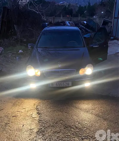 Mercedes-Benz C-Class 2001