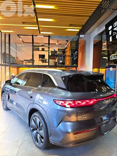 BYD Tang L 2025
