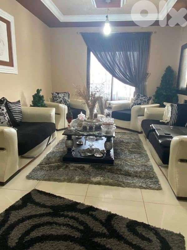 living room 0